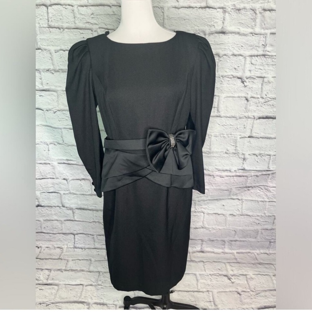 Vintage black pencil dress long sleeve size 13-14